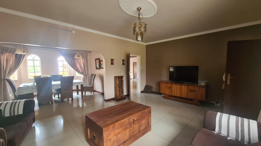 5 Bedroom Property for Sale in Wilgeboom A H North West